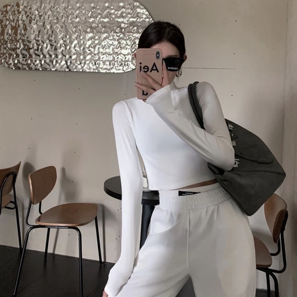 Off White long sleeve crop top